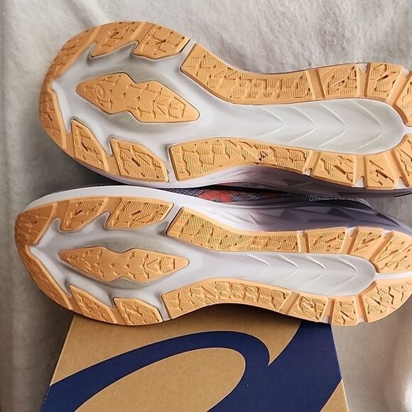 Asics dynablast 3 size 11.5 perfect New condition - Picture 6 of 7